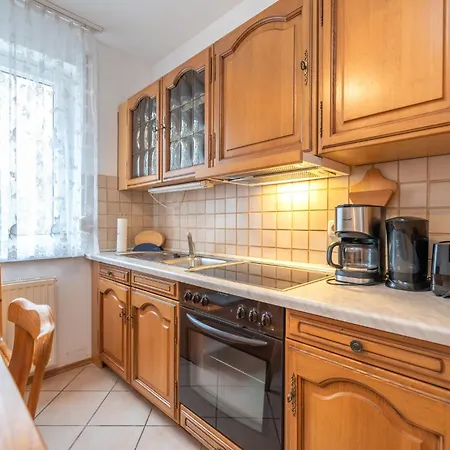 1 Waldstrasse 12 Διαμέρισμα *