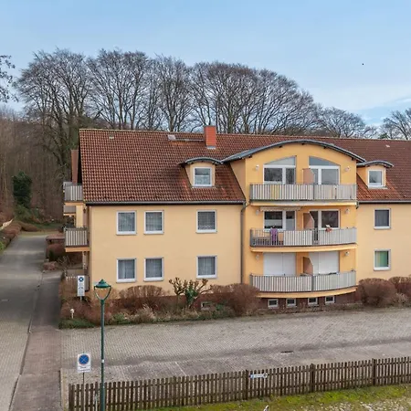 1 Waldstrasse 12 Koserow