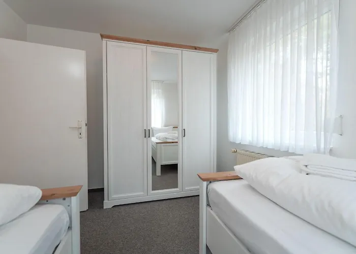 1 Waldstrasse 12 아파트 코세로우