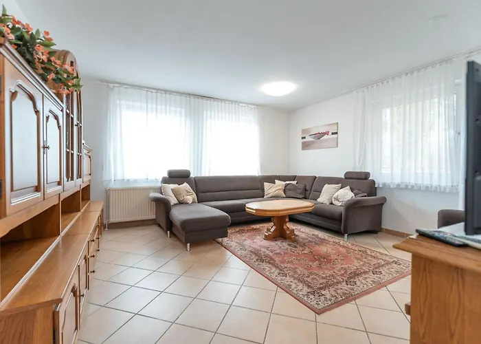 아파트 1 Waldstrasse 12